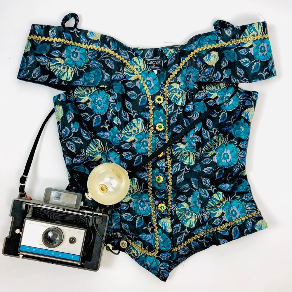 Cachet Structured Corset Off-Shoulder Blouse - image 4